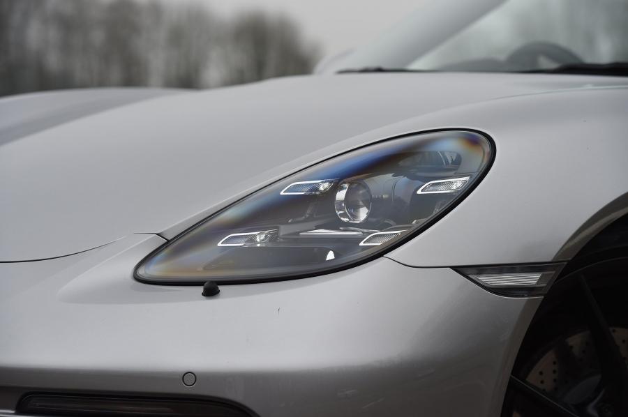 Детали экстерьера Porsche 718 Boxster GTS (982) 2017 года  (UK) (фото 3 из 40)